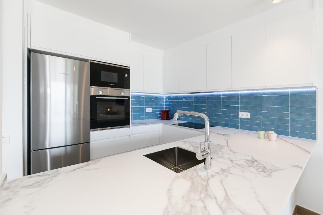Uhc Dms Family Apartments Камбрильс Экстерьер фото