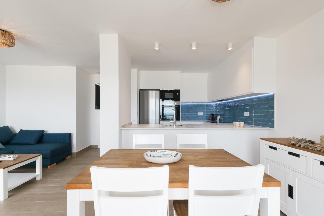 Uhc Dms Family Apartments Камбрильс Экстерьер фото