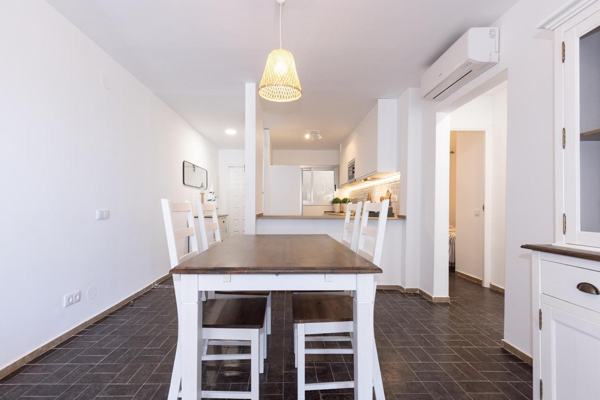 Uhc Dms Family Apartments Камбрильс Номер фото
