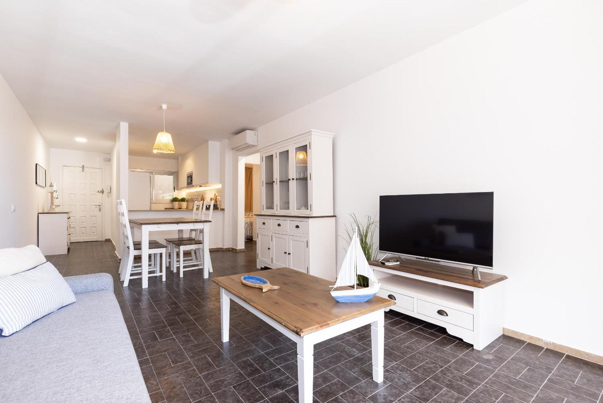 Uhc Dms Family Apartments Камбрильс Экстерьер фото