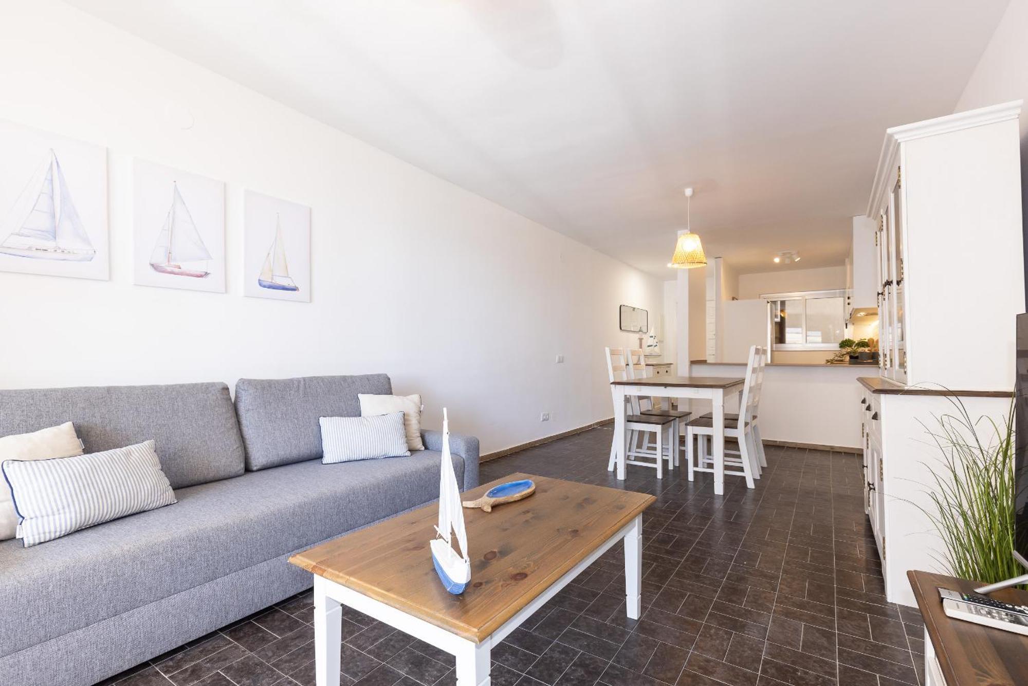 Uhc Dms Family Apartments Камбрильс Экстерьер фото