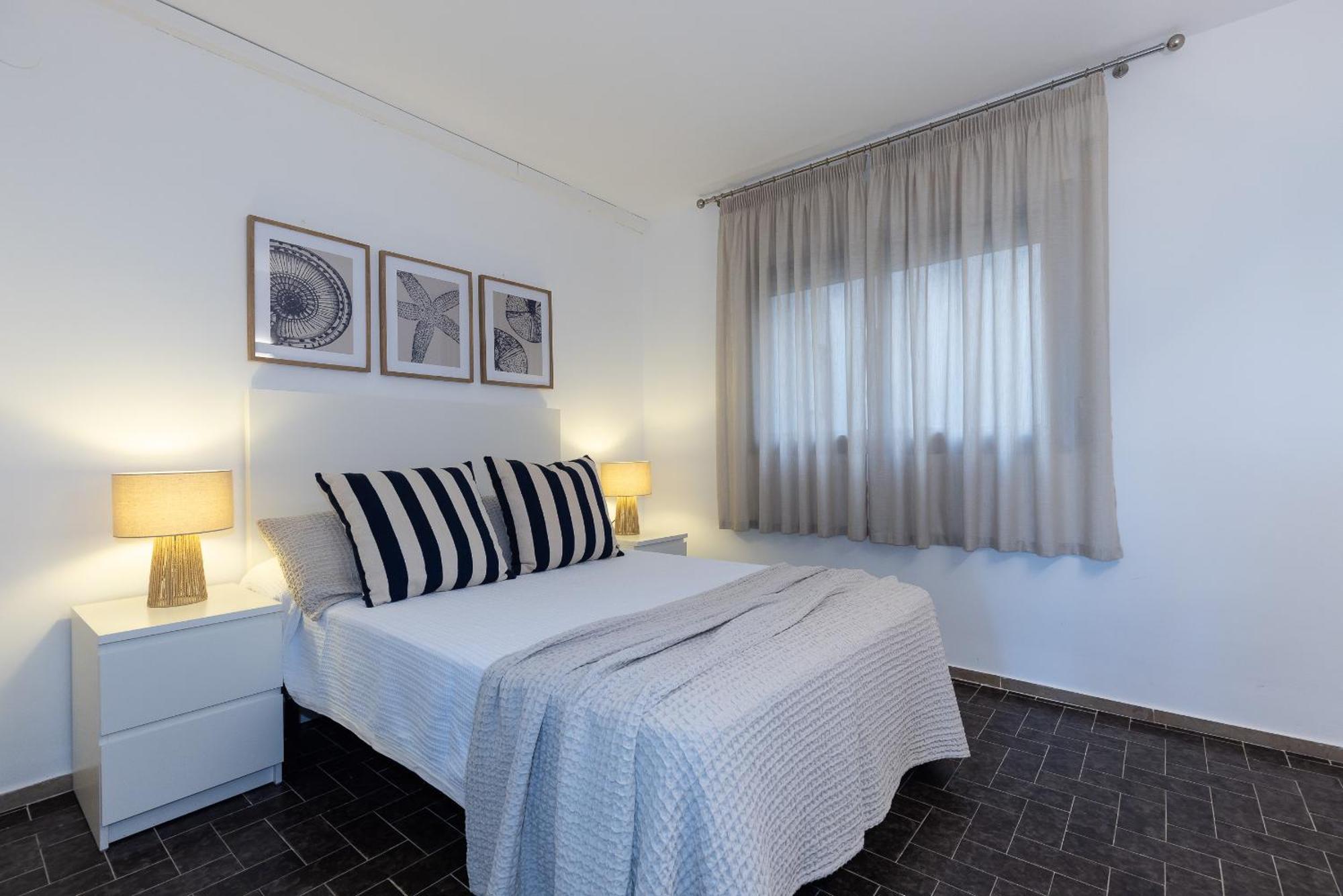 Uhc Dms Family Apartments Камбрильс Номер фото