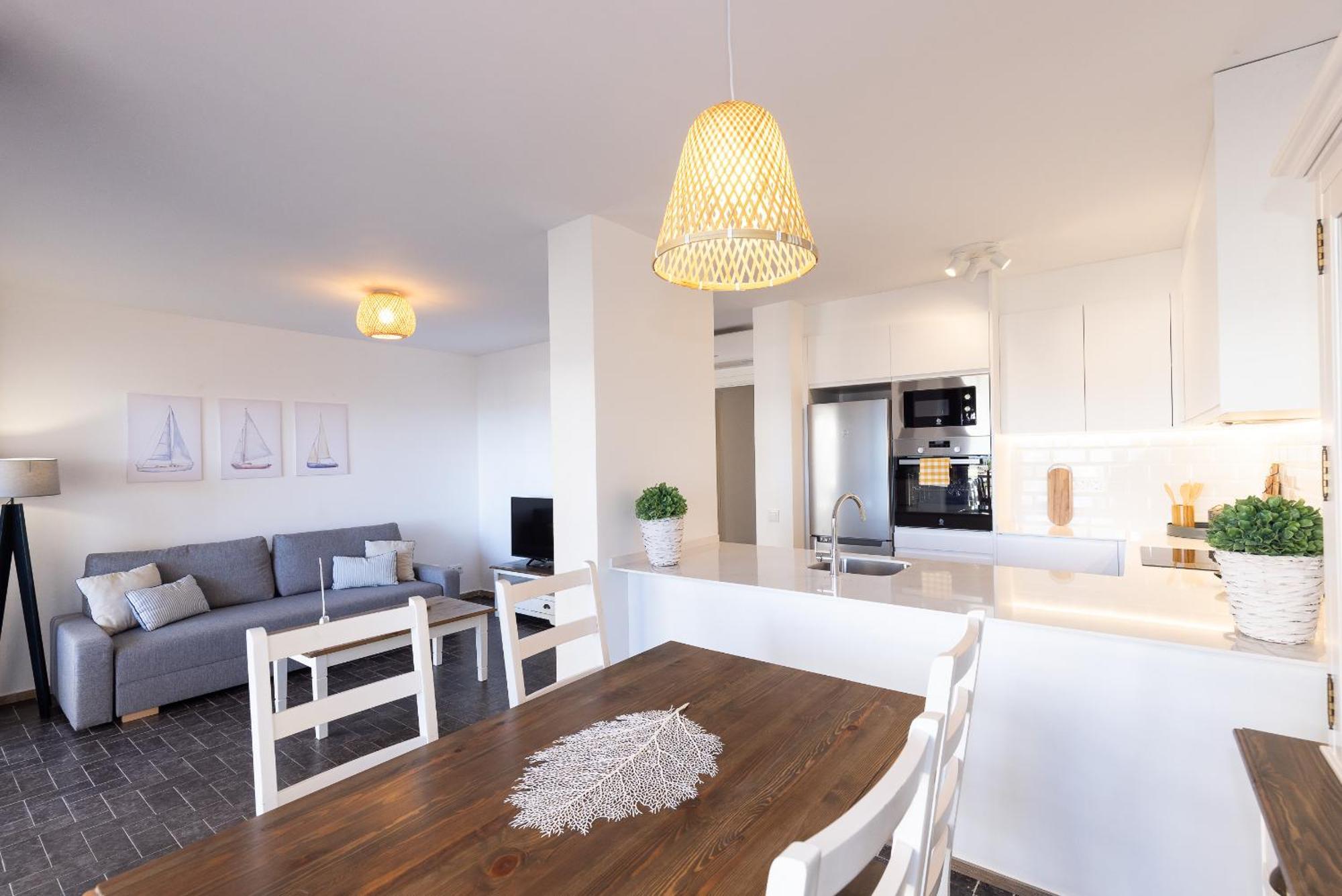 Uhc Dms Family Apartments Камбрильс Экстерьер фото